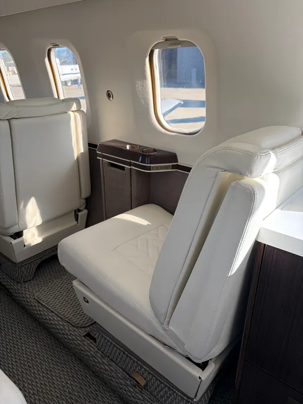 1991 IAI Astra SP – Club seating
