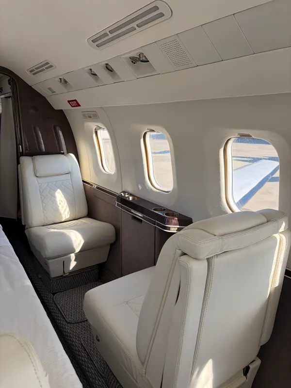 1991 IAI Astra SP – Mid cabin – seating by the emergency exit