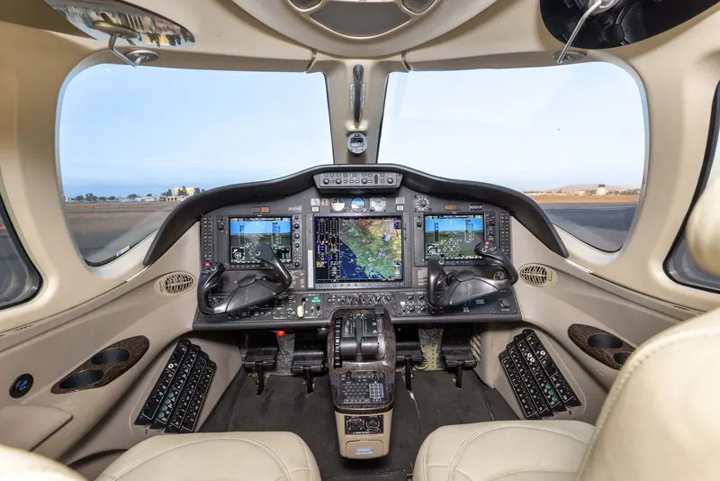 2007 Cessna Citation Mustang – cockpit (6)